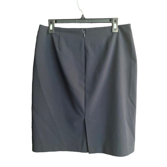 The Outfitters by Lands' End Size 10 Black Pencil Skirt - Picture 2 of 6